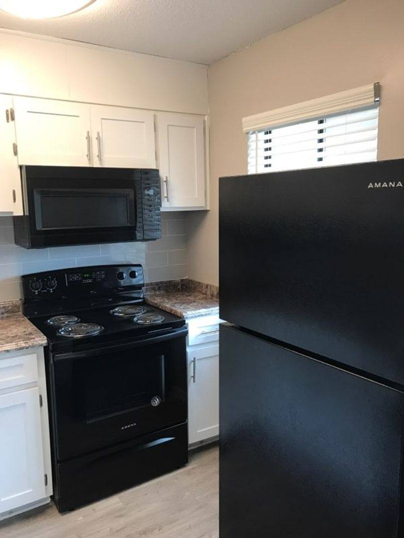 Apartment for rent at 517 26th Ave SE, Moultrie, GA 31768