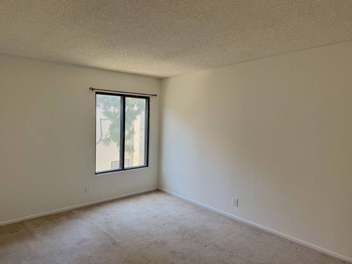 Condo for rent at 8162 Manitoba St, Playa Del Rey, CA 90293
