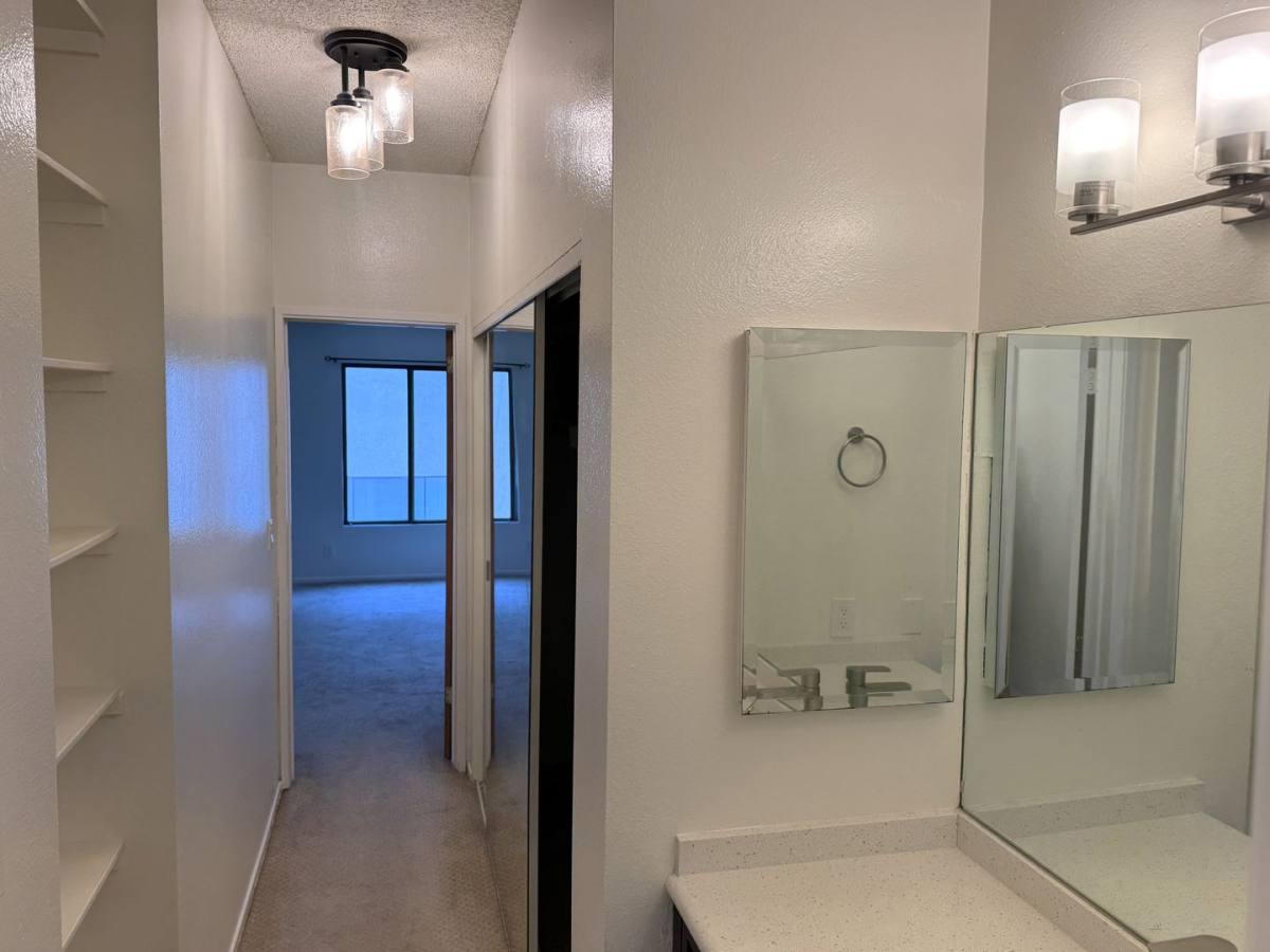 Condo for rent at 8162 Manitoba St, Playa Del Rey, CA 90293
