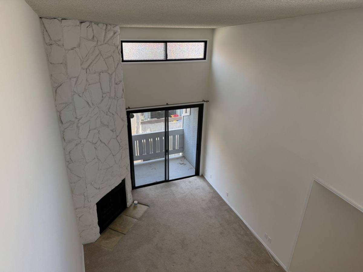 Condo for rent at 8162 Manitoba St, Playa Del Rey, CA 90293