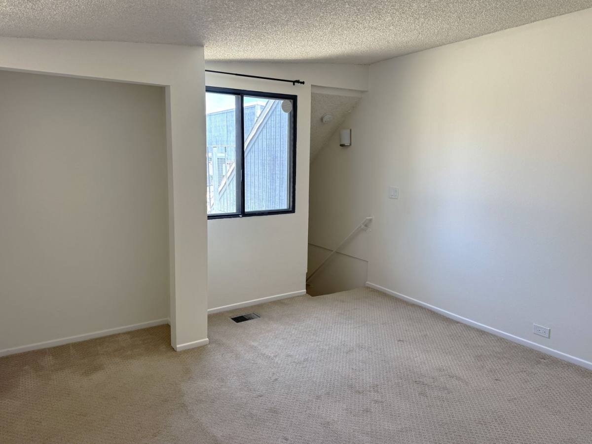 Condo for rent at 8162 Manitoba St, Playa Del Rey, CA 90293