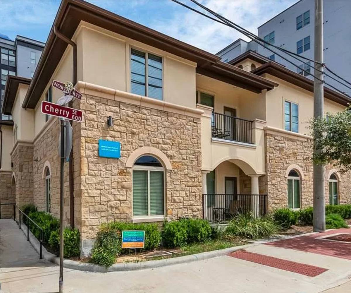 Apartment for rent at 602 Cherry St, College Station, TX 77840