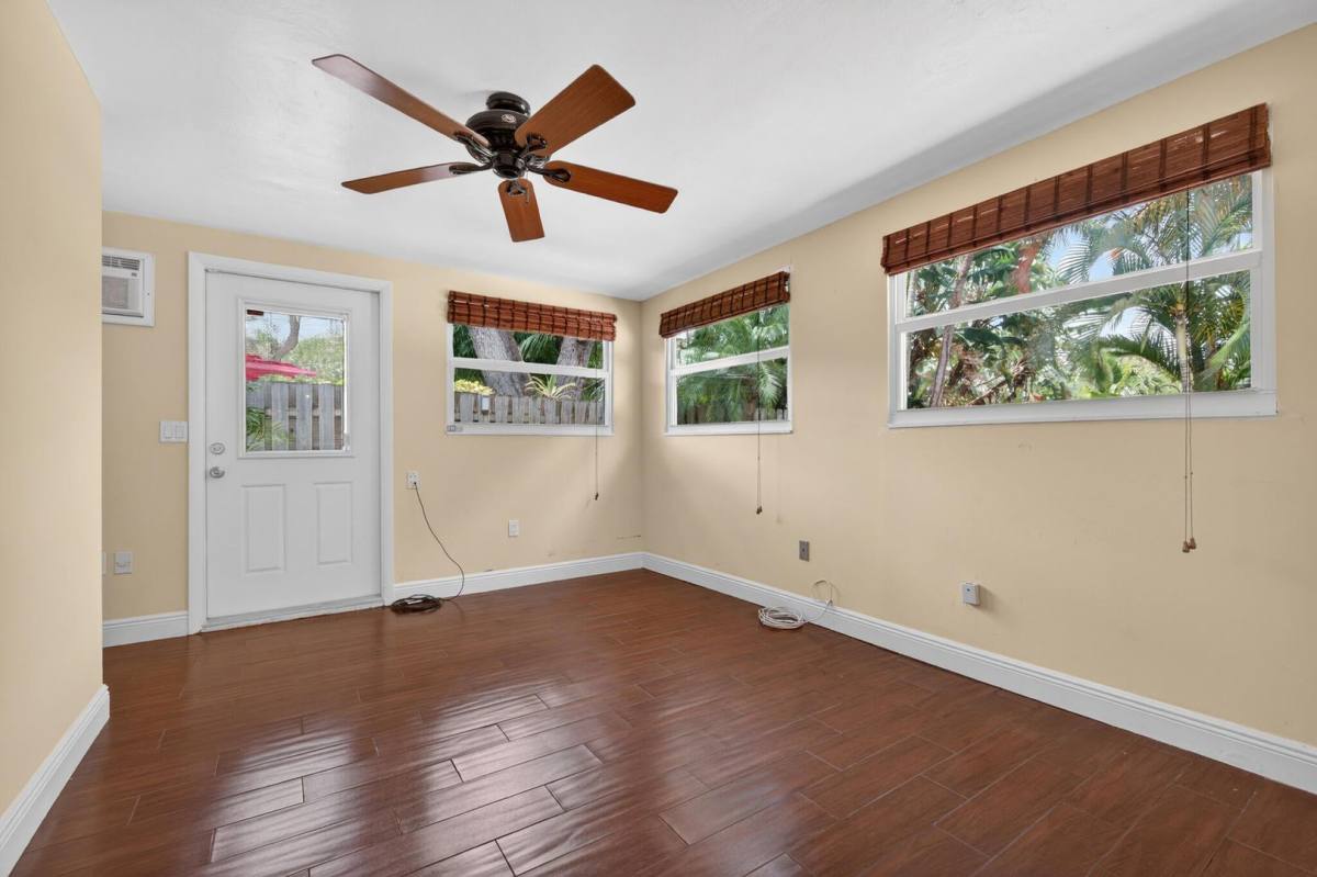 House for rent at 701 SW 5th St, Boca Raton, FL 33486