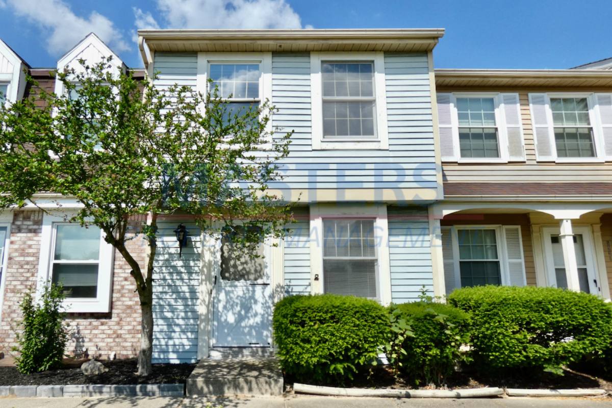 House for rent at 5929 Black Oak Dr, Toledo, OH 43615