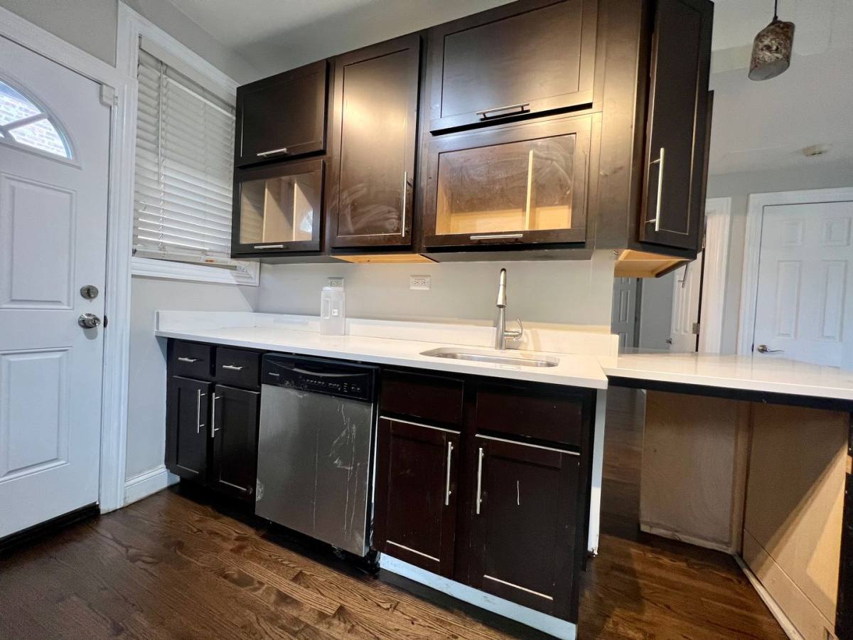 Apartment for rent at 3935 W Altgeld St, Chicago, IL 60647
