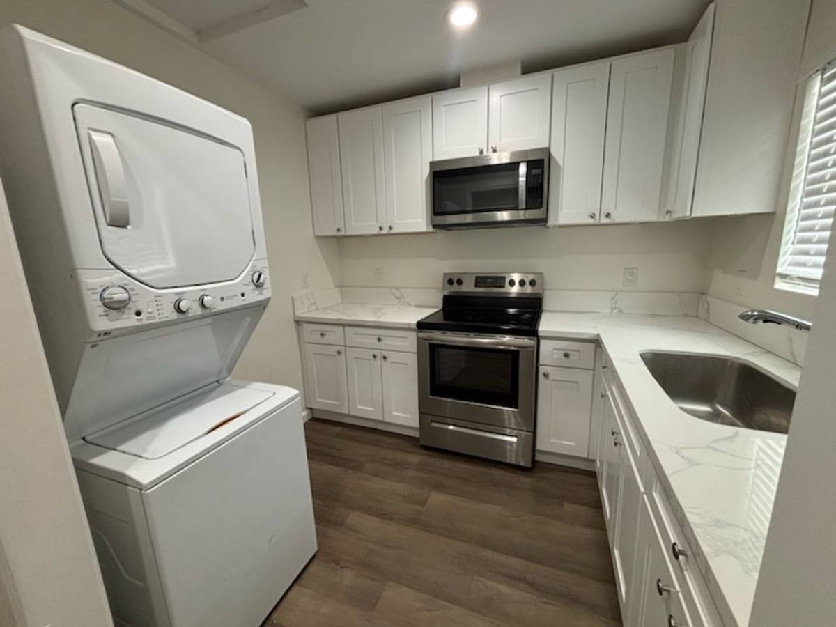 Apartment for rent at 13247 11th St, Chino, CA 91710