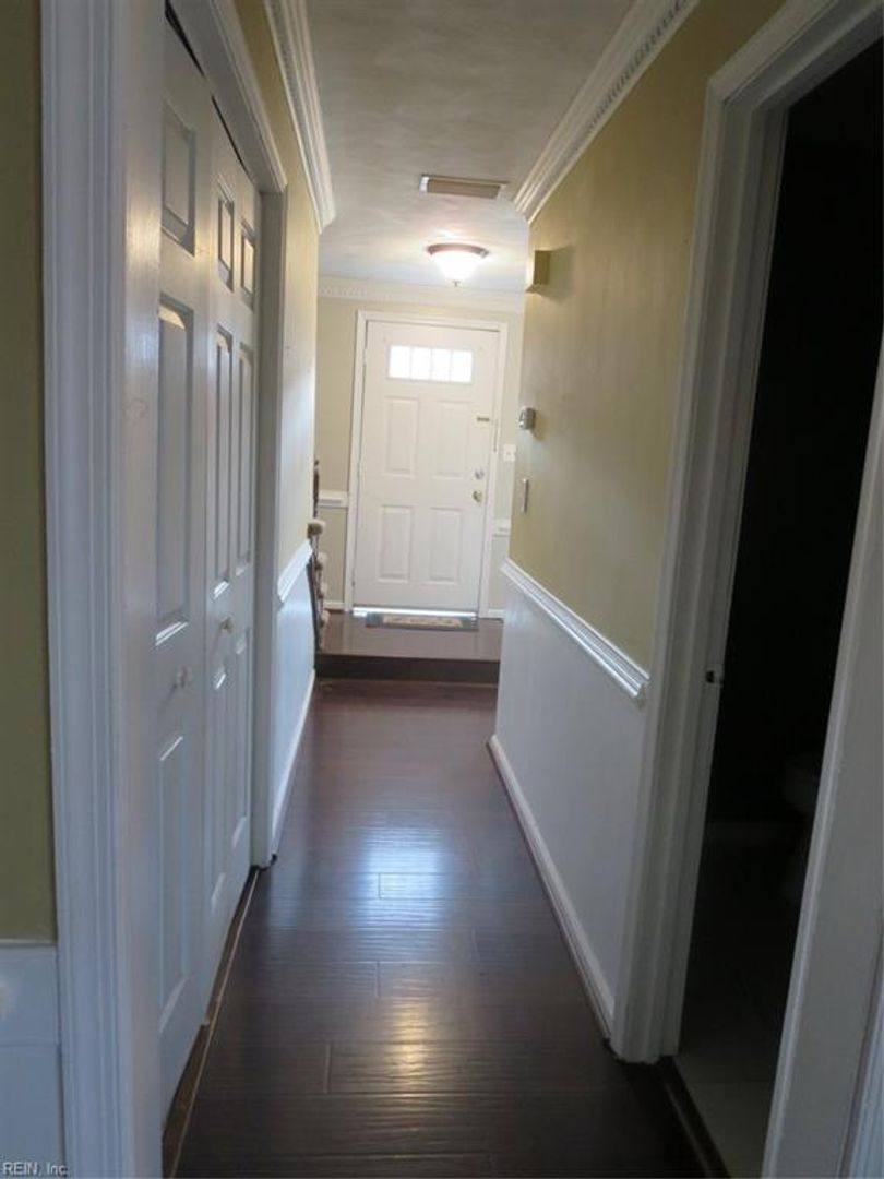 Townhouse for rent at 316 San Roman Dr, Chesapeake, VA 23322