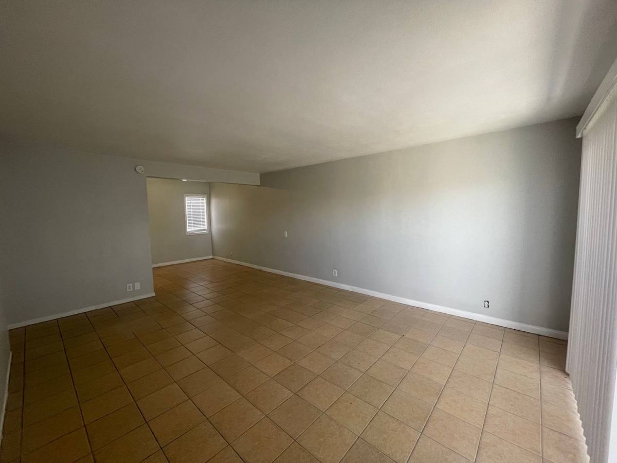 Apartment for rent at 6344 Casada Way, Las Vegas, NV 89107