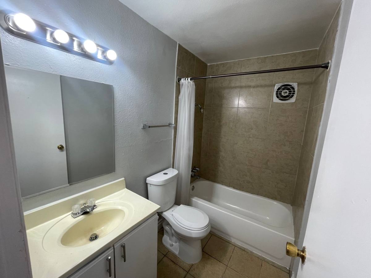 Apartment for rent at 6344 Casada Way, Las Vegas, NV 89107