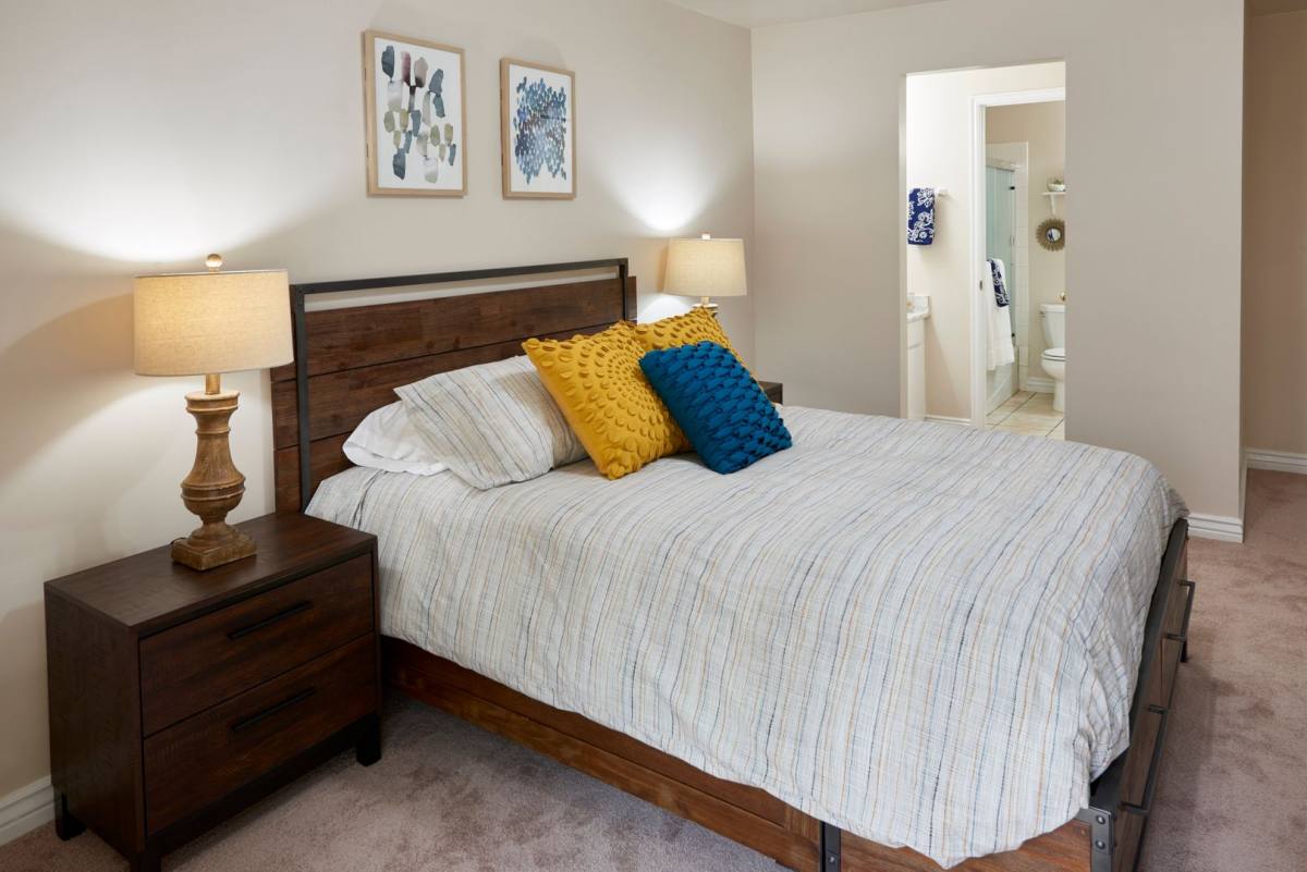 Apartment for rent at 1412-14 W 2400 S, West Valley City, UT 84119