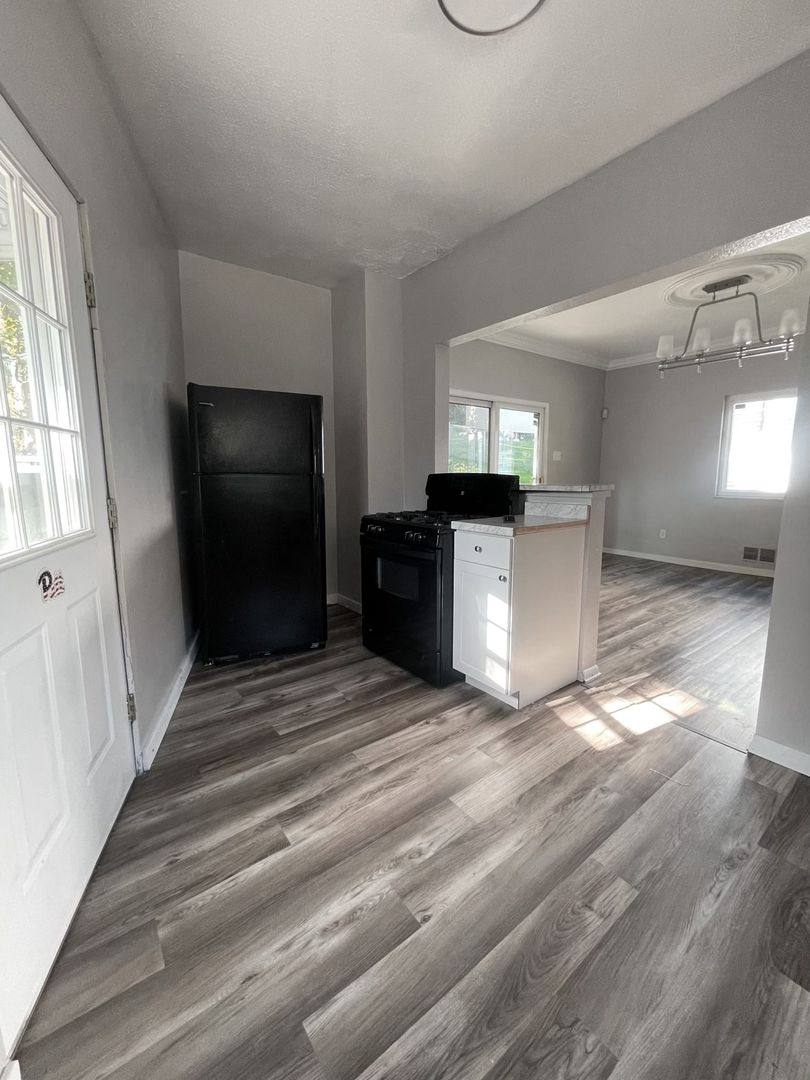 House for rent at 1 Arnold St, Pittsburgh, PA 15205