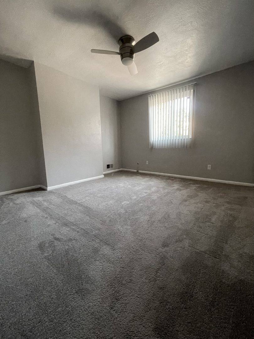House for rent at 1 Arnold St, Pittsburgh, PA 15205