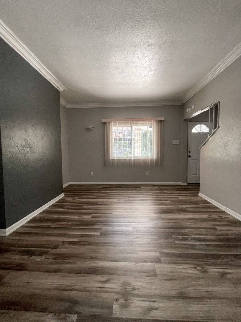 House for rent at 1 Arnold St, Pittsburgh, PA 15205
