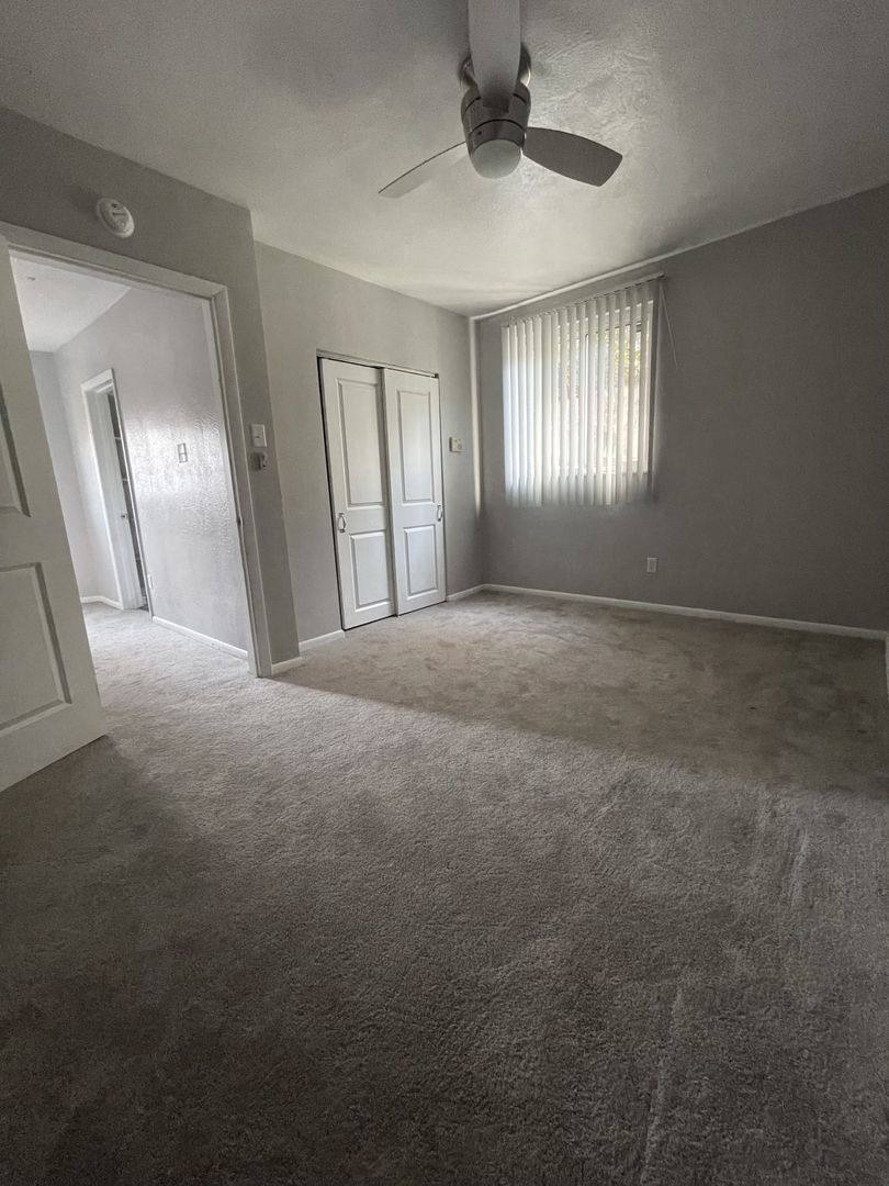 House for rent at 1 Arnold St, Pittsburgh, PA 15205