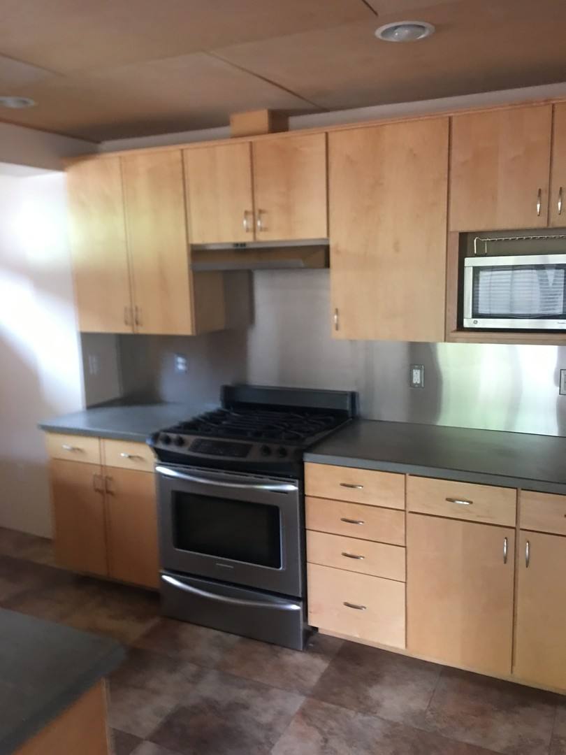 Apartment for rent at 88 W Lynwood St, Phoenix, AZ 85003