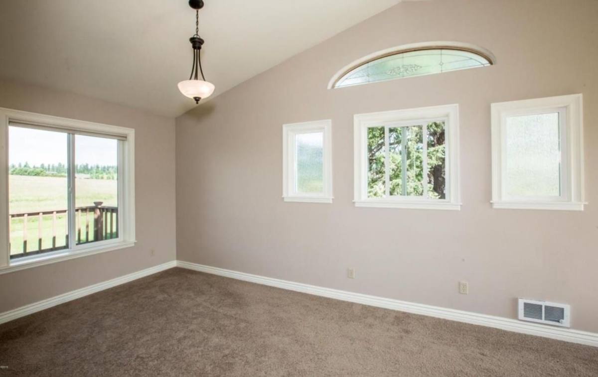 House for rent at 4018 Adu Whitefish Stage Rd, Kalispell, MT 59901