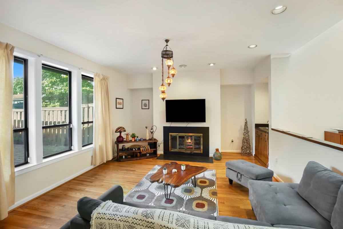 Townhouse for rent at 5351 Strathmore Ave, Kensington, MD 20895