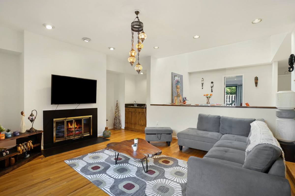 Townhouse for rent at 5351 Strathmore Ave, Kensington, MD 20895