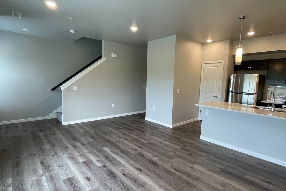 Townhouse for rent at 131 Griswold Way SW, Cedar Rapids, IA 52404