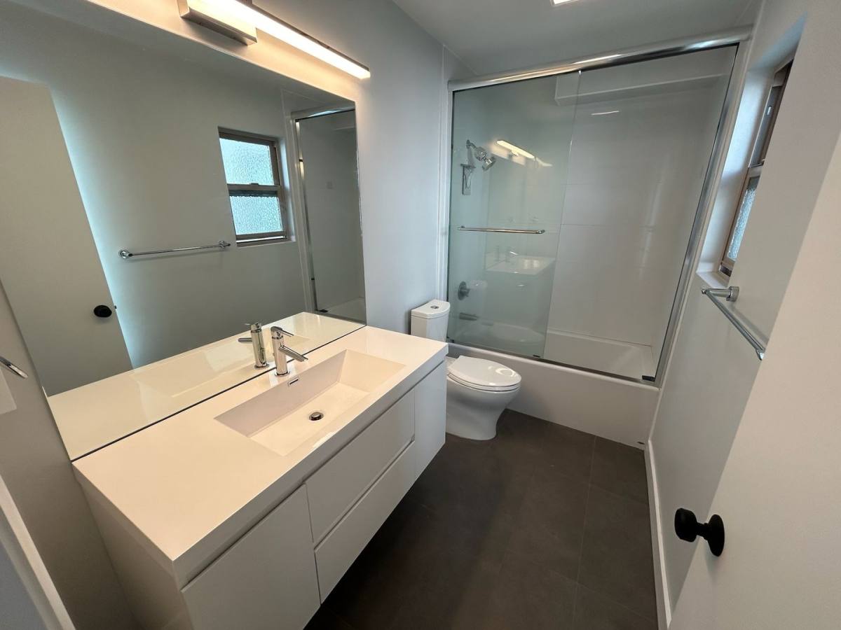 Apartment for rent at 1240 Holly St, San Carlos, CA 94070