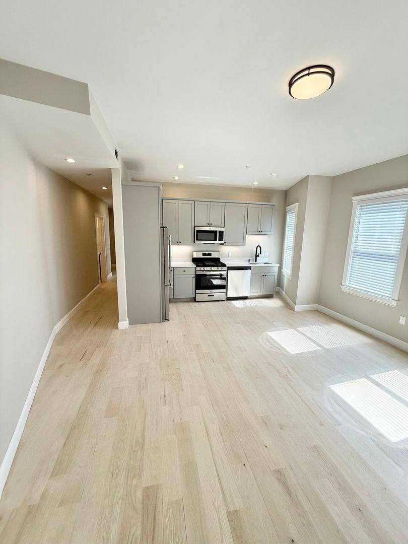 Apartment for rent at 2 Beach Rd, Winthrop, MA 02152
