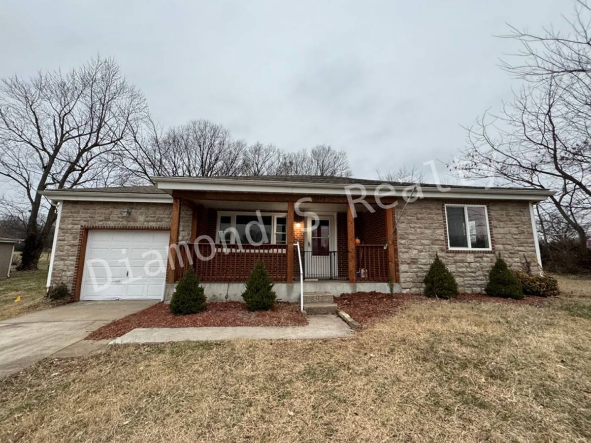 House for rent at 3435 S Sulgrove Ave, Springfield, MO 65804