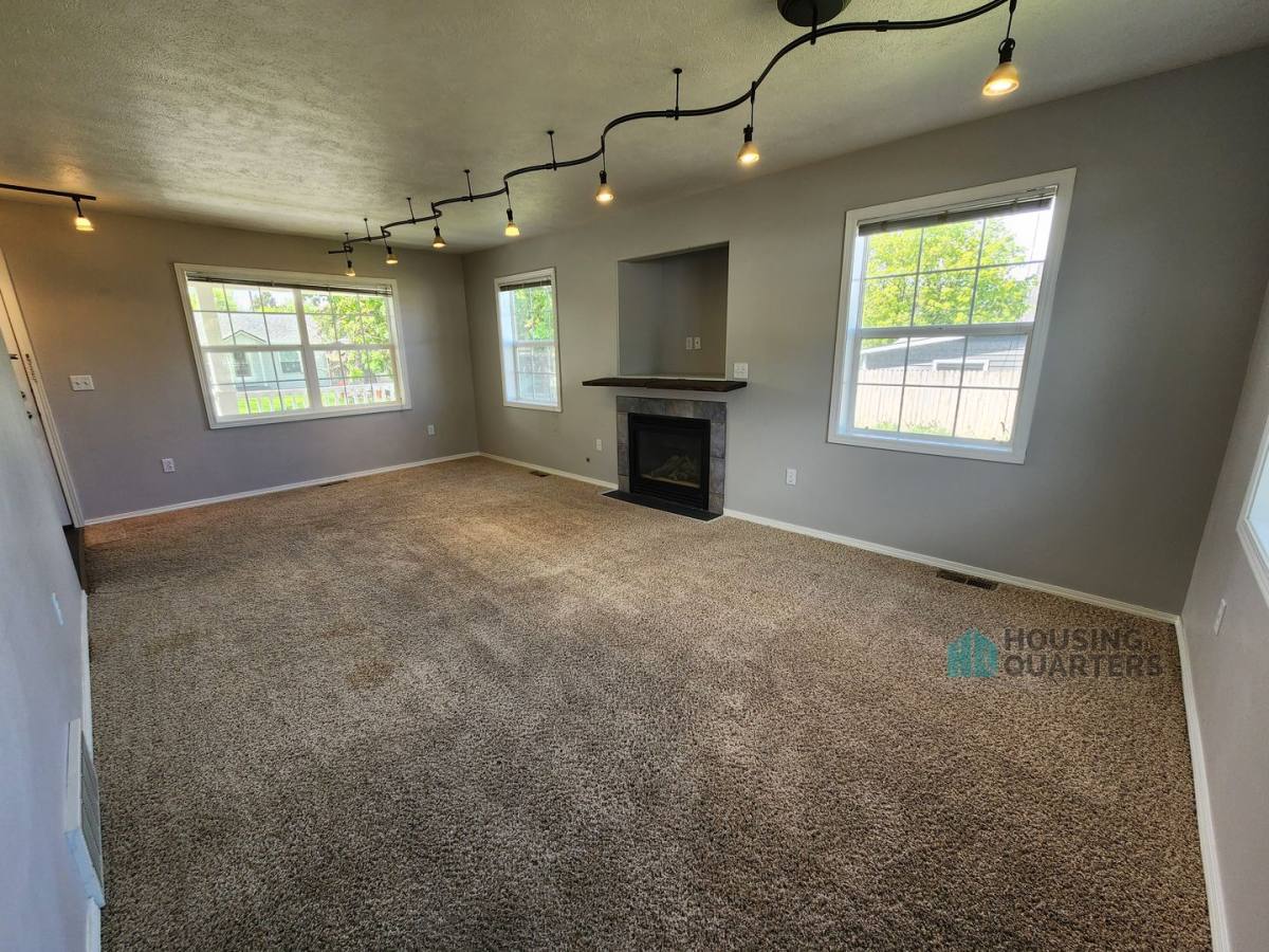 House for rent at 3420 N Elton Rd, Spokane, WA 99212