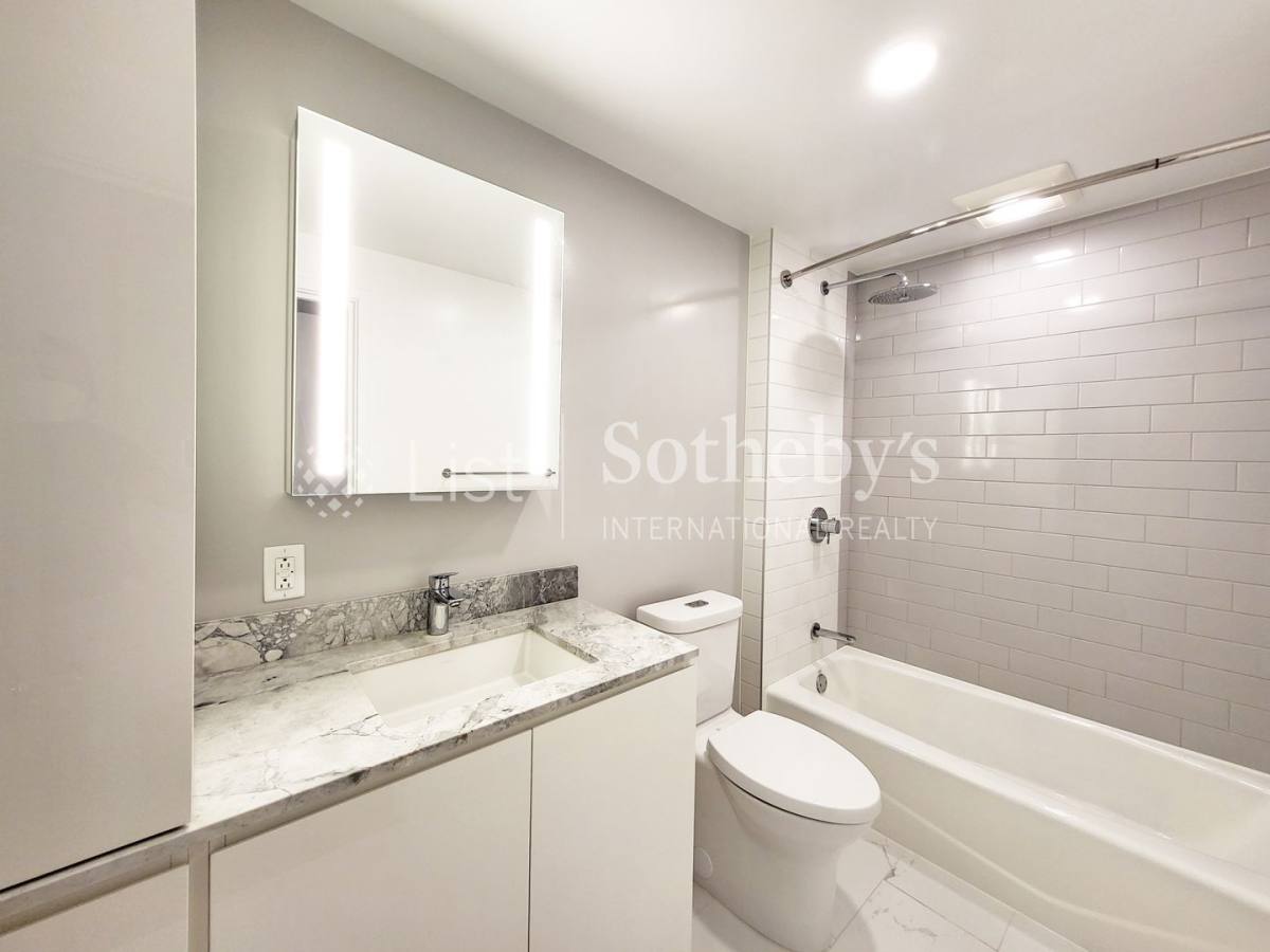 Condo for rent at 987 Queen St, Honolulu, HI 96814