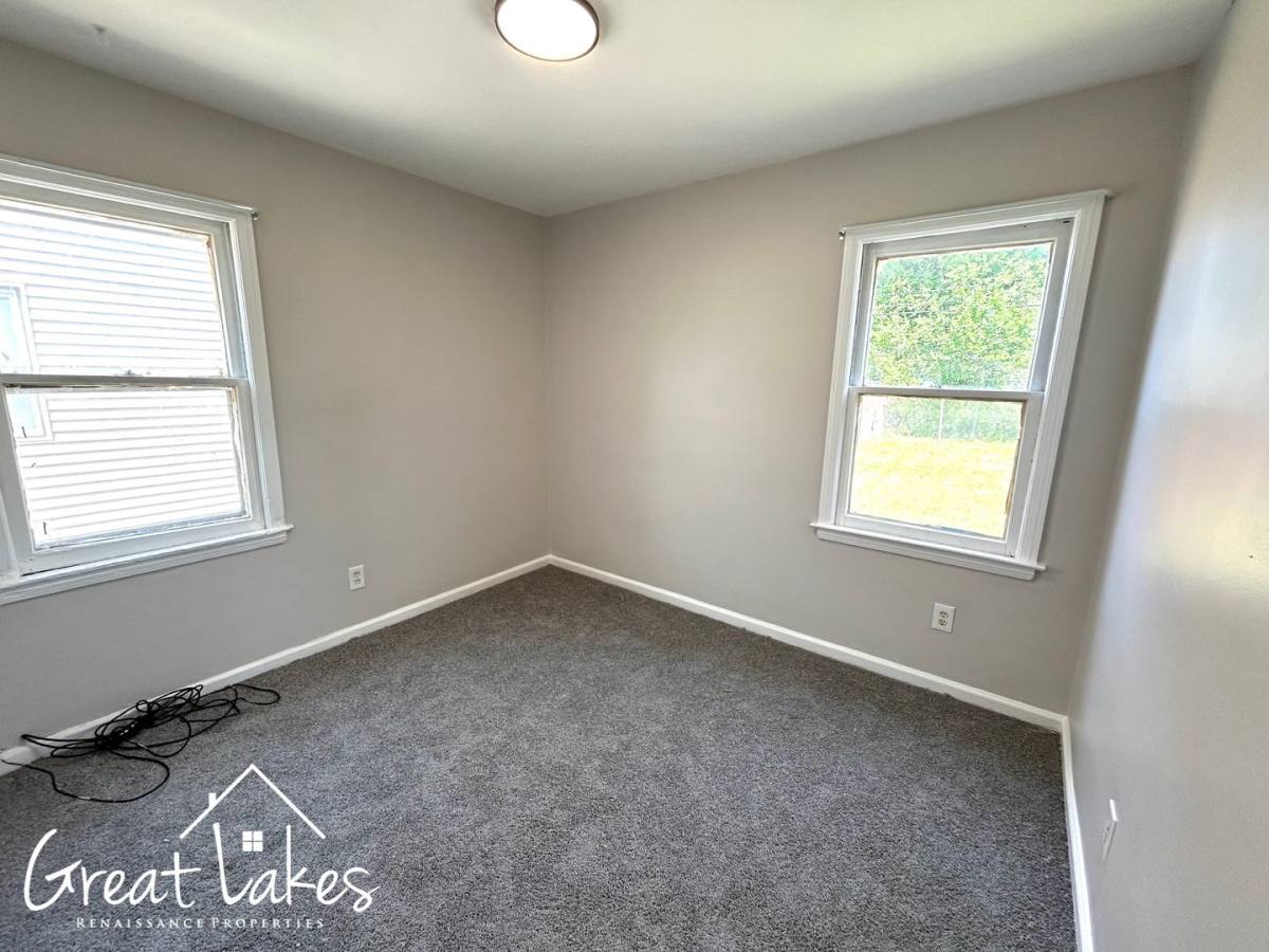House for rent at 24600 Wilmot Ave, Eastpointe, MI 48021