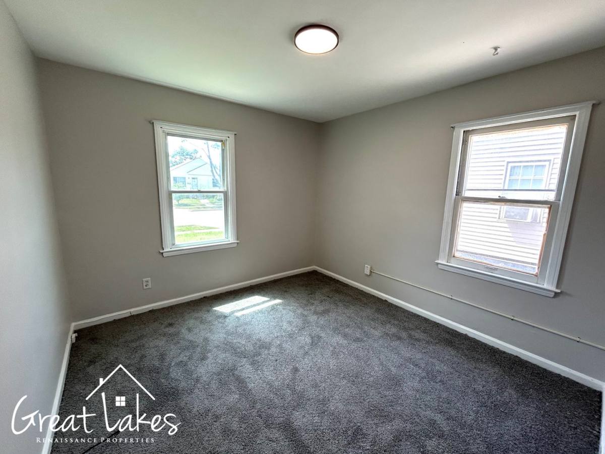 House for rent at 24600 Wilmot Ave, Eastpointe, MI 48021
