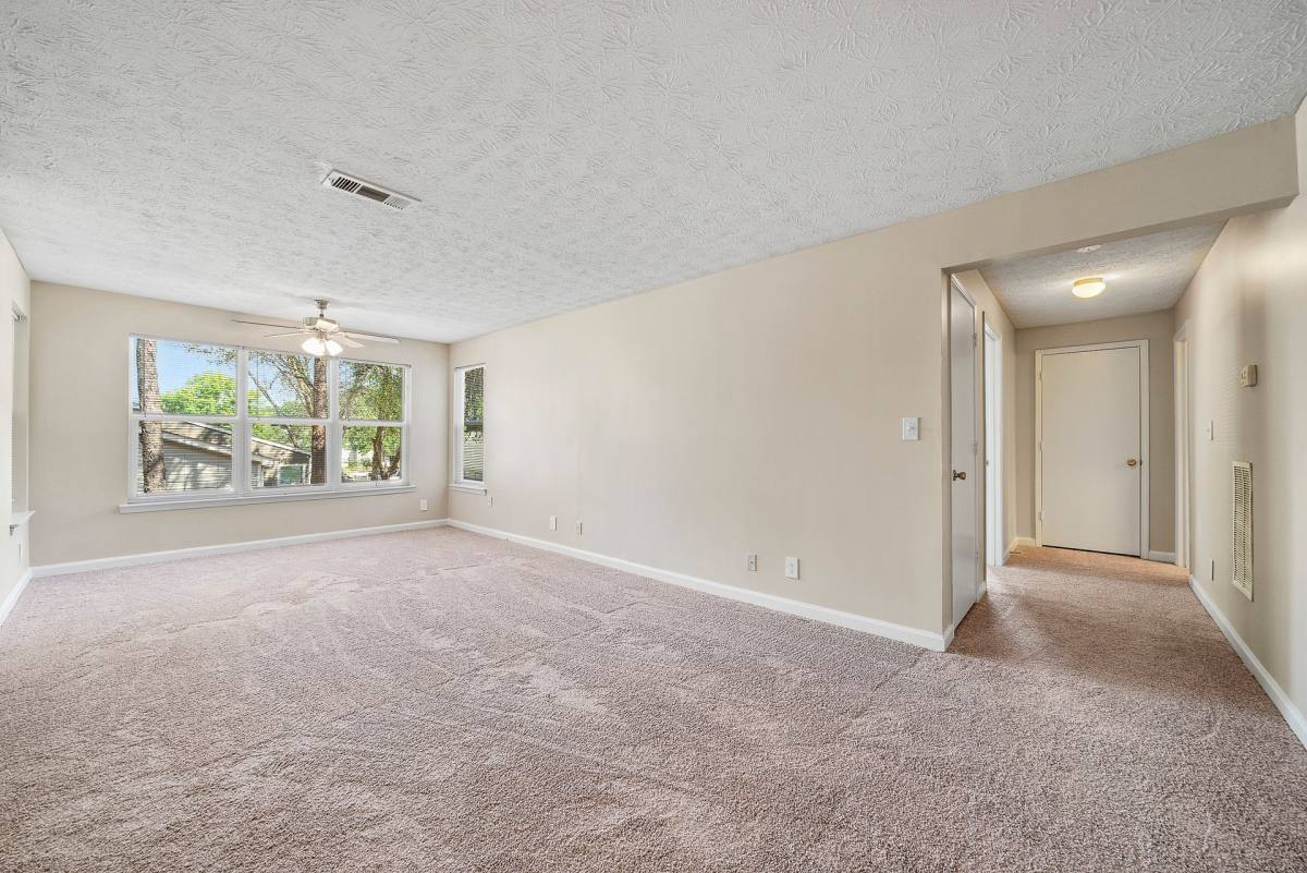 Apartment for rent at 4355 Cascade Rd, Atlanta, GA 30331