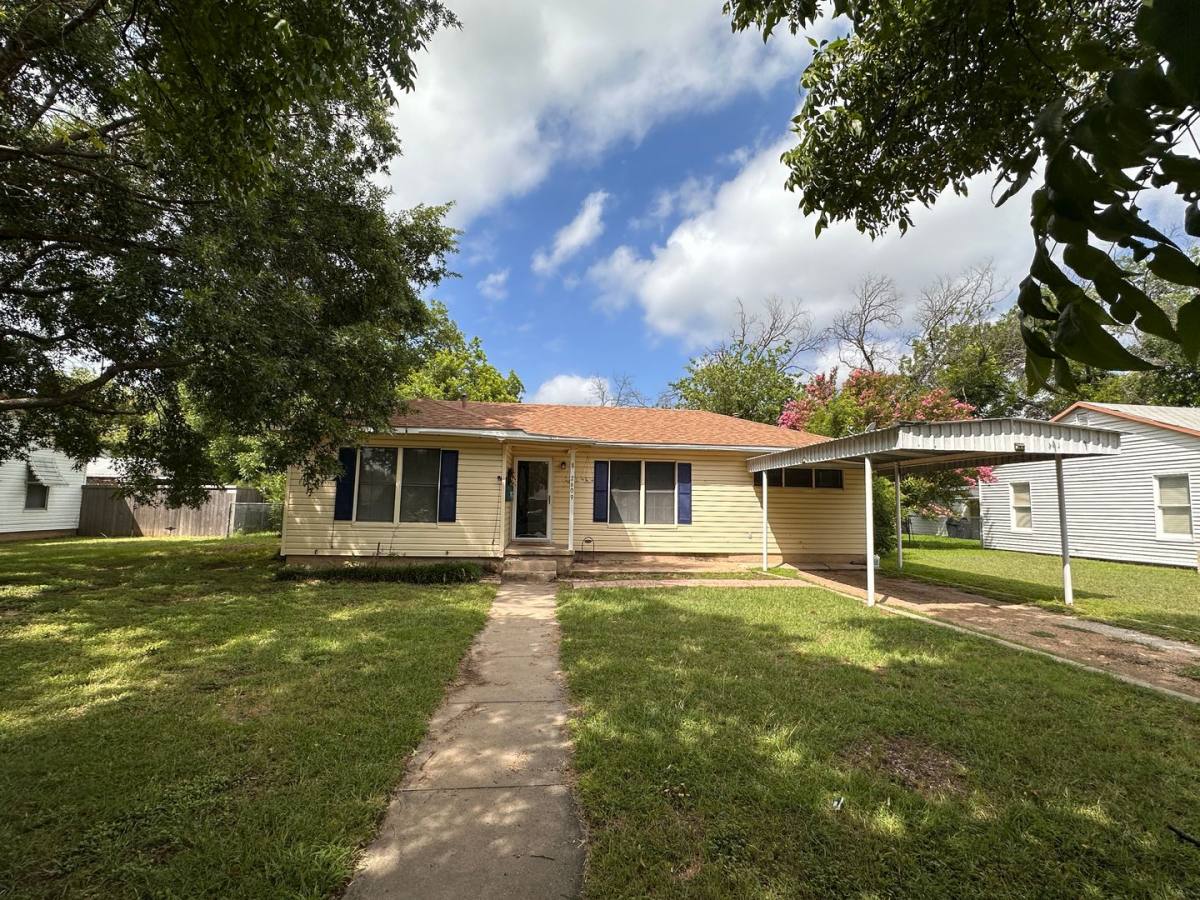 House for rent at 2609 Belmeade Ave, Brownwood, TX 76801