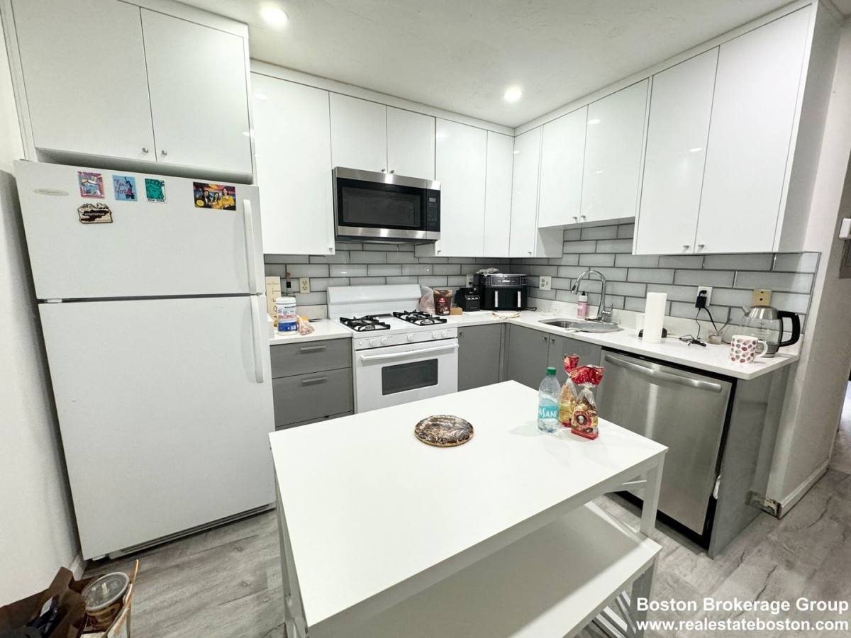 Apartment for rent at 73 Hammond St #2B, Roxbury Crossing, MA 02120