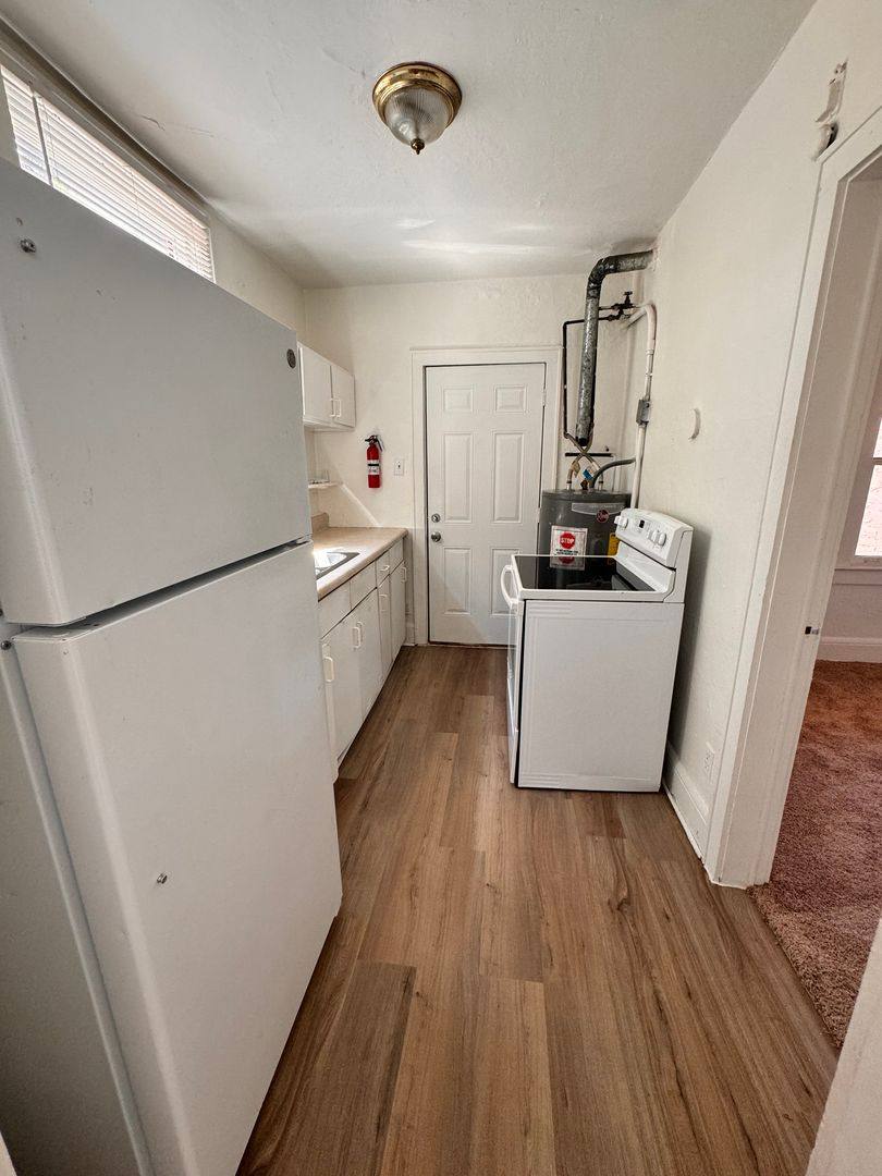 Apartment for rent at 214 Fremont Ave, Daytona Beach, FL 32114