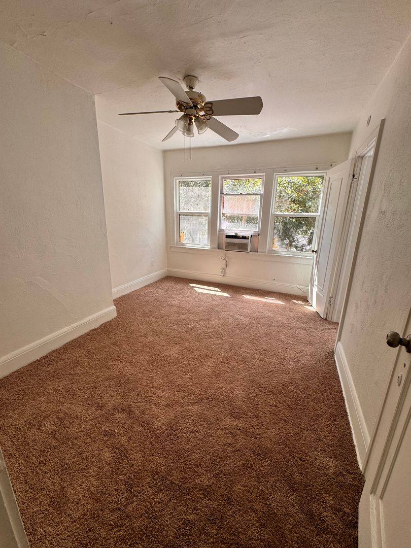 Apartment for rent at 214 Fremont Ave, Daytona Beach, FL 32114
