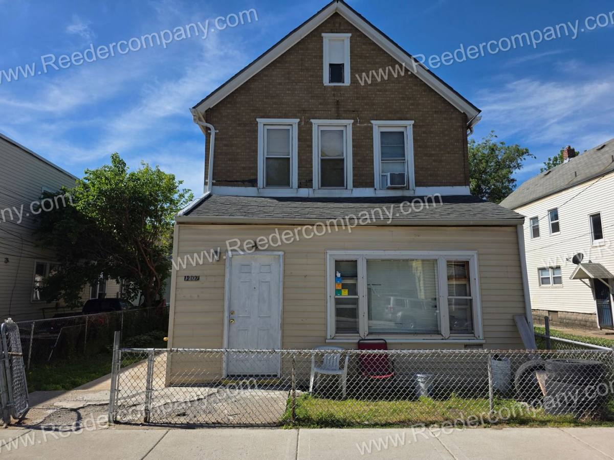 Apartment for rent at 1207 W 149th St, East Chicago, IN 46312