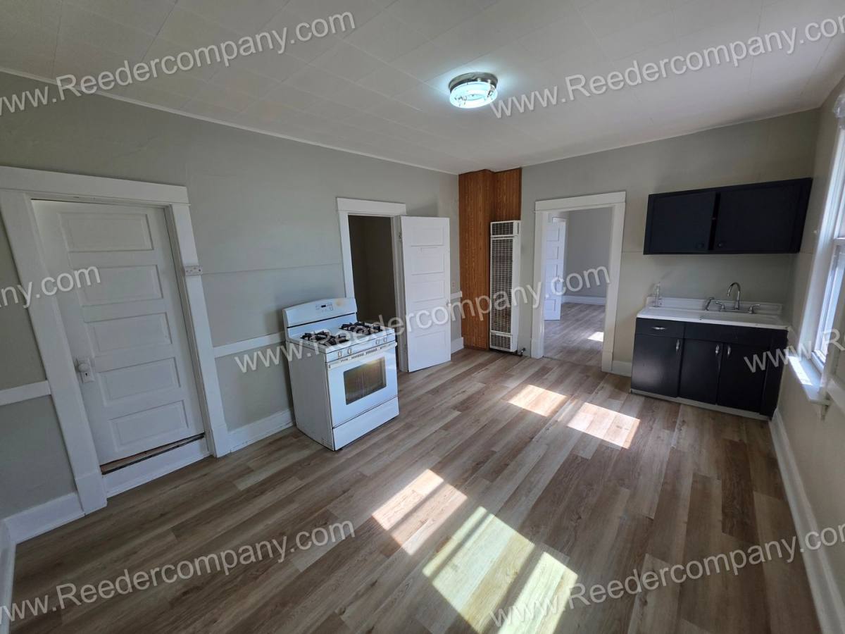 Apartment for rent at 1207 W 149th St, East Chicago, IN 46312