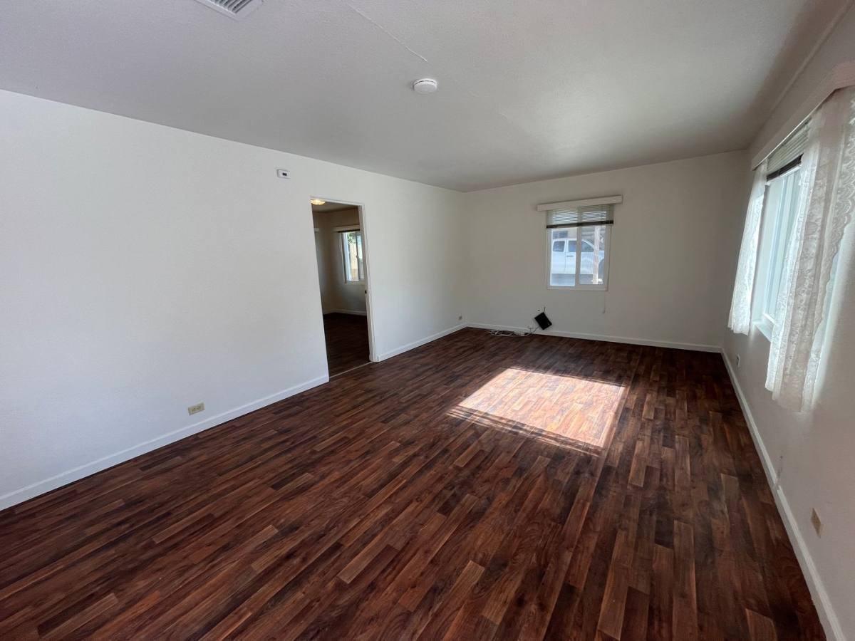 Apartment for rent at 768 W Pine St, Bishop, CA 93514