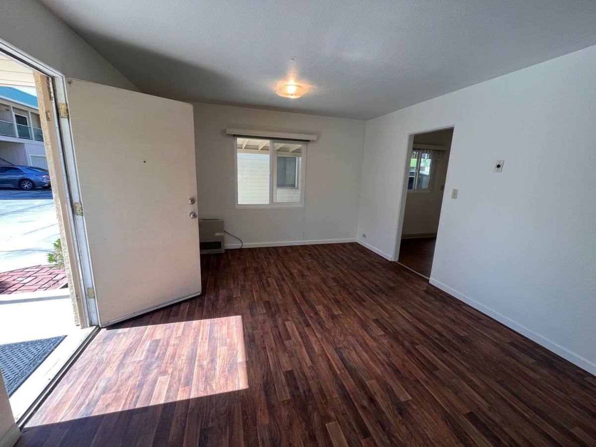 Apartment for rent at 768 W Pine St, Bishop, CA 93514