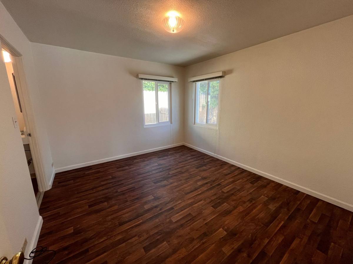 Apartment for rent at 768 W Pine St, Bishop, CA 93514