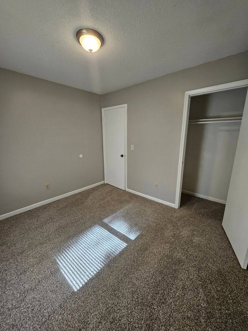 House for rent at 5307 Dawndeer Lane, Charlotte, NC 28212