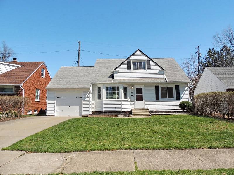 House for rent at 245 E 262nd St, Euclid, OH 44132