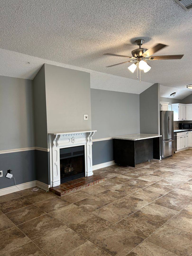 House for rent at 240 Meadow Bend Dr, Baton Rouge, LA 70820