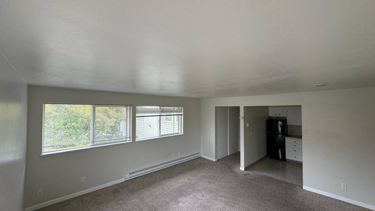 Apartment for rent at 915 SW Adams Ave, Corvallis, OR 97333