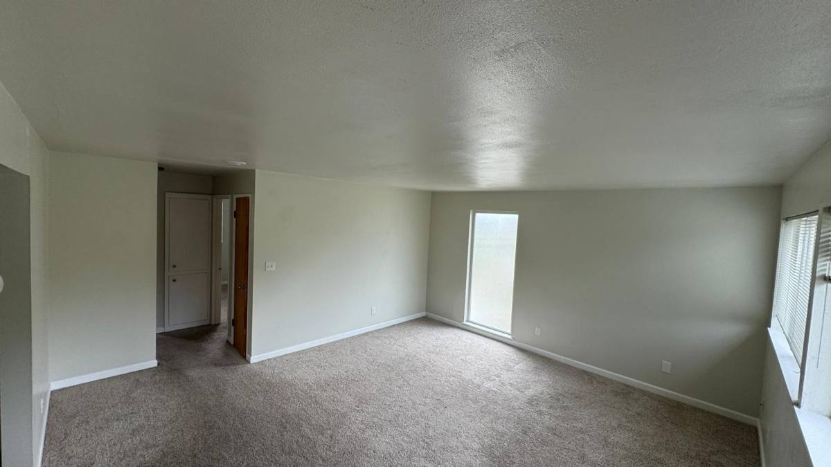 Apartment for rent at 915 SW Adams Ave, Corvallis, OR 97333