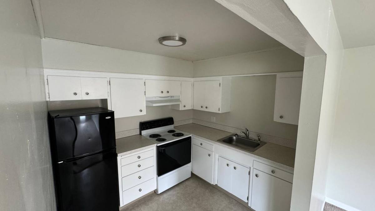 Apartment for rent at 915 SW Adams Ave, Corvallis, OR 97333