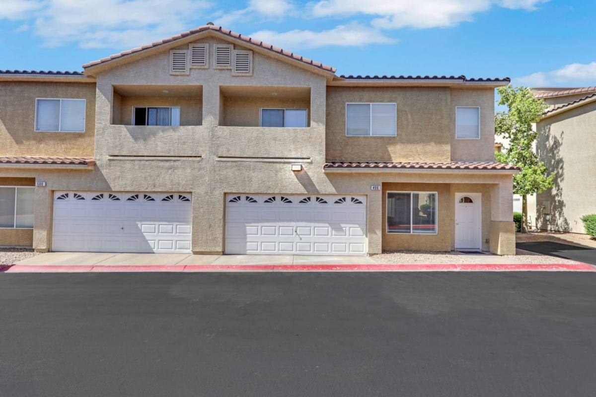 Townhouse for rent at 496 Baby Eagle, Henderson, NV 89012