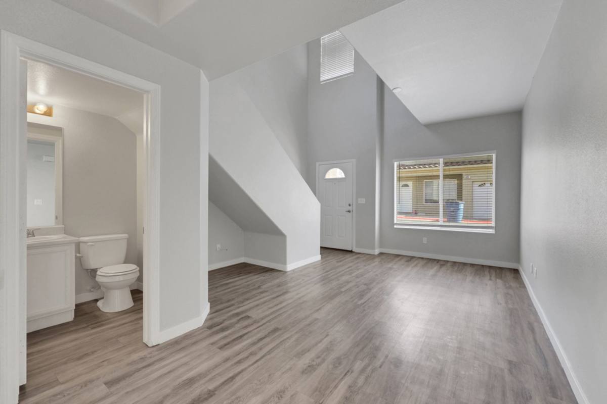 Townhouse for rent at 496 Baby Eagle, Henderson, NV 89012