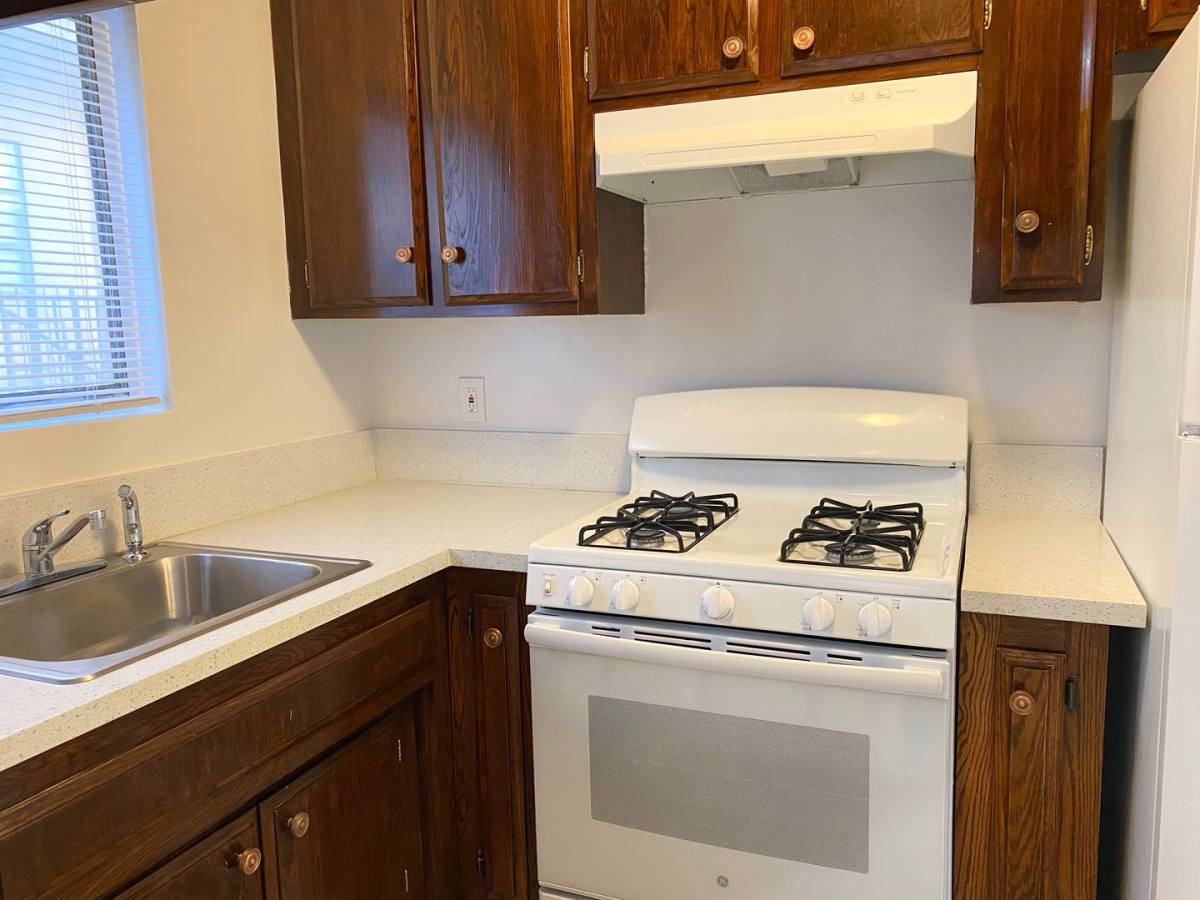 Apartment for rent at 951 - 963 Edgecliffe Dr, Los Angeles, CA 90026