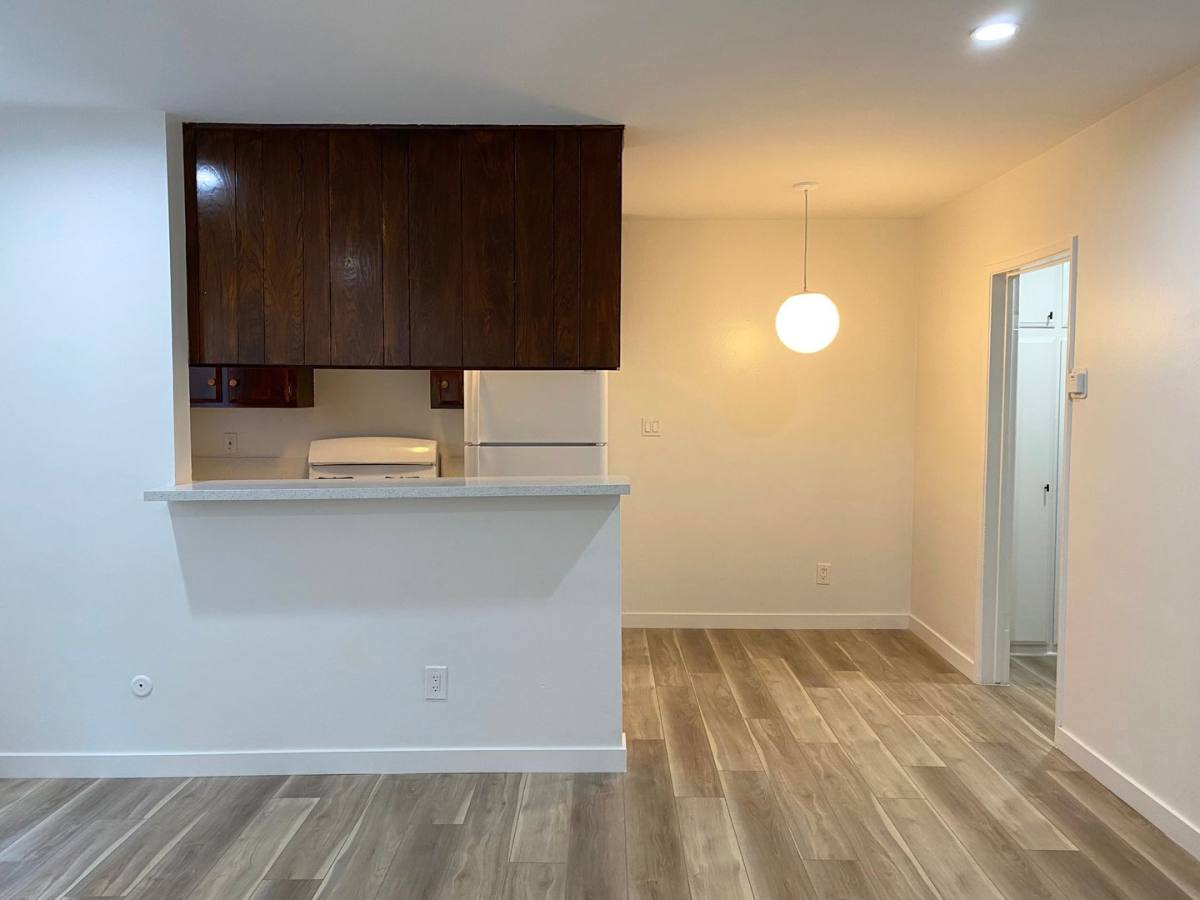 Apartment for rent at 951 - 963 Edgecliffe Dr, Los Angeles, CA 90026